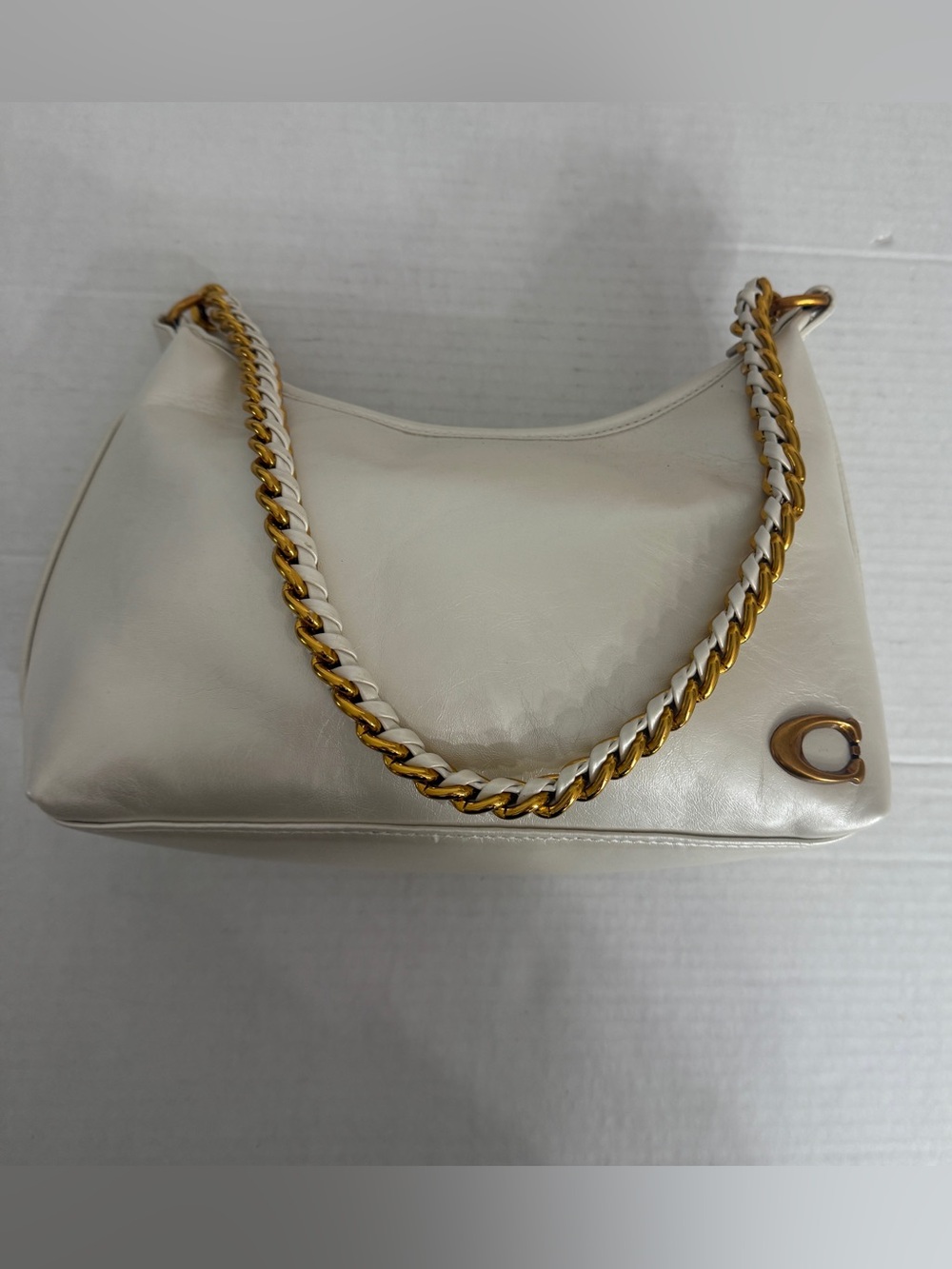 Foach Cream Shoulder Bag with Gold Chain